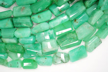 Load image into Gallery viewer, クリソプレーズ　18cm	ファセット　タンブルカット
