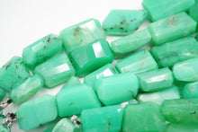 Load image into Gallery viewer, クリソプレーズ　18cm	ファセット　タンブルカット
