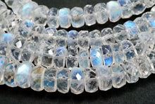 画像をギャラリービューアに読み込む, （半連/1連）宝石質　ブルー　ムーンストーン　ボタンカット
