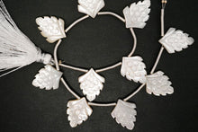画像をギャラリービューアに読み込む, ホワイト　MOP　フラワー　カービング　マザーオブパール
