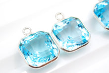 画像をギャラリービューアに読み込む, 8/20（#32.33）宝石質　ブルートパーズ　銀製　チャーム　銀製フレーム
