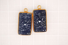 Load image into Gallery viewer, （#42-48）	非加熱　サファイア　銀枠ペア　チャーム　シルバー925
