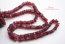 Load image into Gallery viewer, (200 grains per row) Garnet Hacy Beads Square Rondelle
