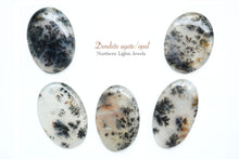 Load image into Gallery viewer, (Grain selling) [Clear pattern] (Oval) Dendrite agate cabochon upper perforated 8/25
