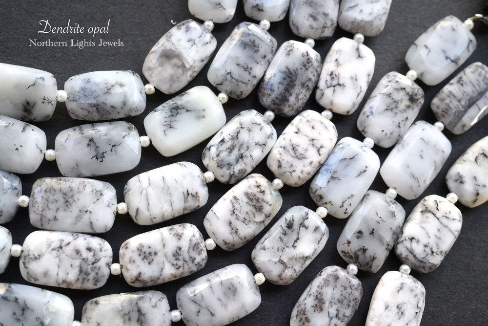 (Grain sale) [Clear pattern] Dendrite Agate Cabochon Perforated Upper Part