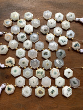 Load image into Gallery viewer, (10 grains per row) High Quality Solar Quartz Faceted Hexagon Moss Agate
